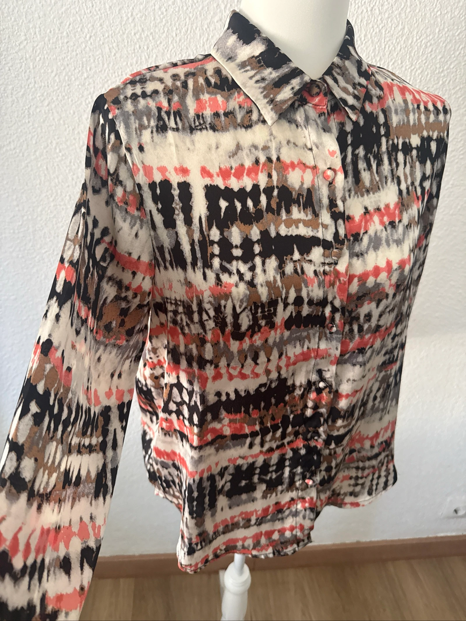Blusa con mangas largas  – photo 3